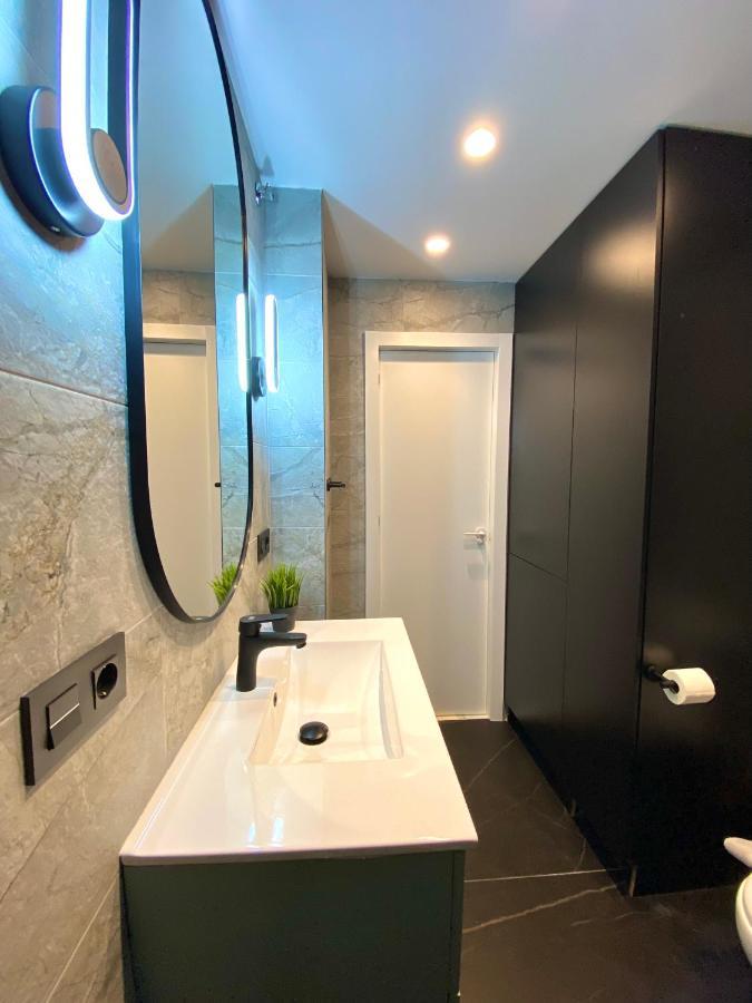 Alora - Hostatel Apartment